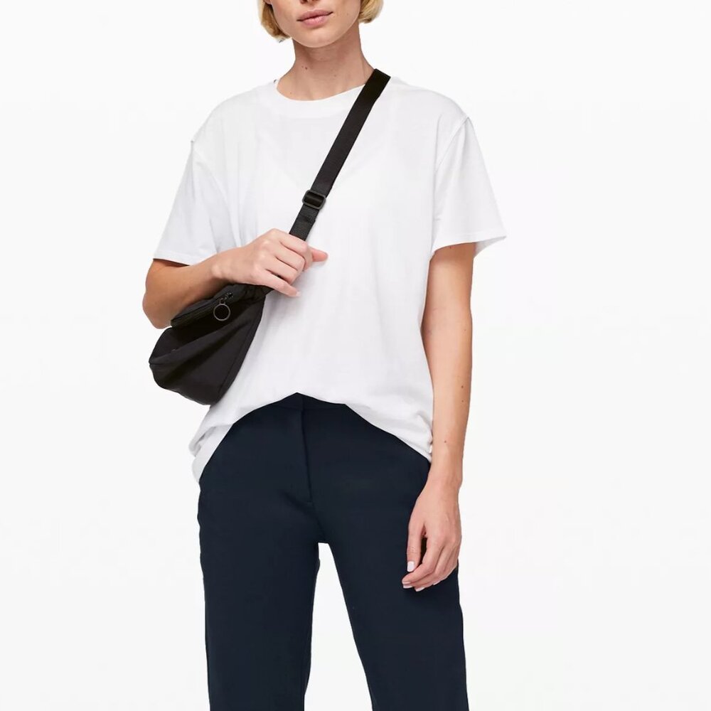 Lululemon On The Move Black Pant - Size 2